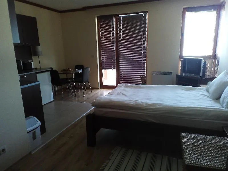 Private Apartment In St.Ivan Ski And Spa Resort Μπάνσκο