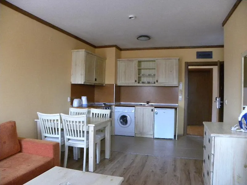 Private Apartment In St.Ivan Ski And Spa Resort Μπάνσκο